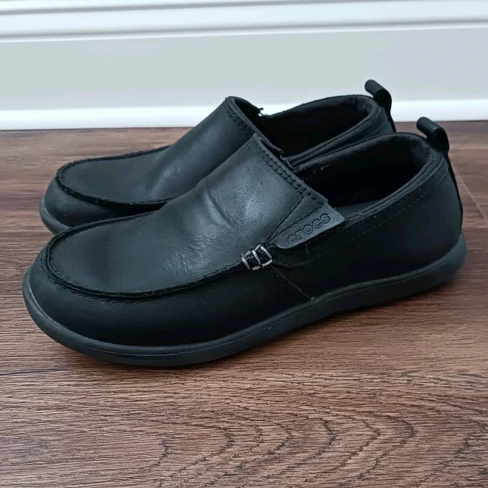 Crocs Men's Denton Black Leather Slip On Loafers Size 8 Classic